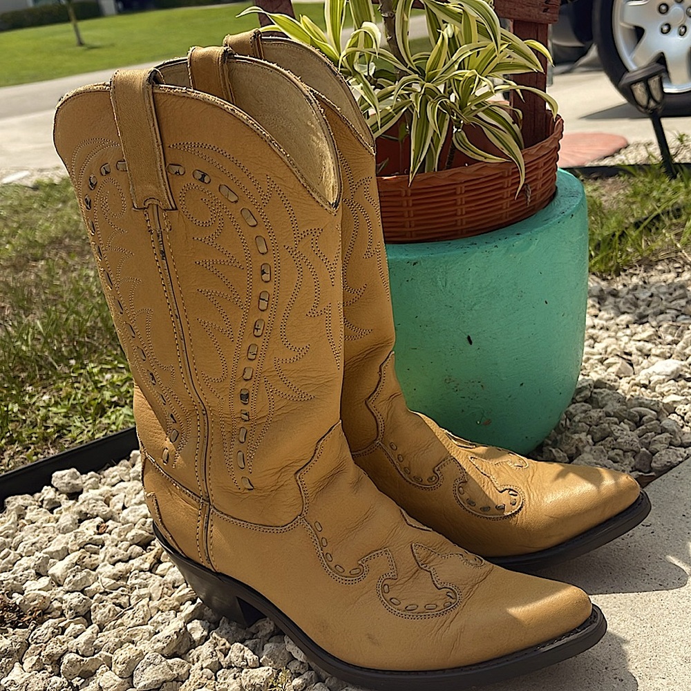 Durango Beige Western Boots